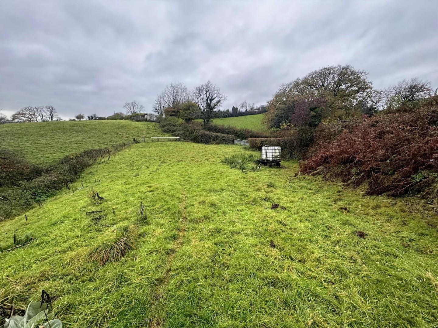 Approx. 7.95 acres of agricultural land, Heol Laethog Bryncethin, Bridgend CF32 9JB